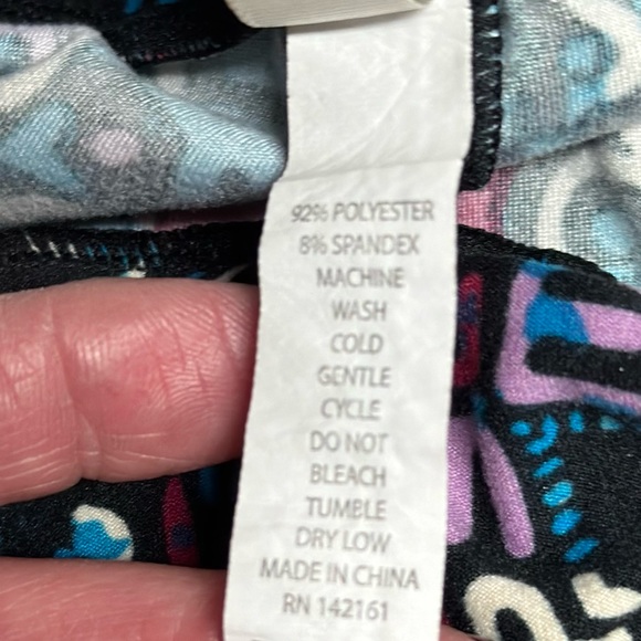 LuLaRoe Tall & Curvy Leggings - Picture 5 of 5